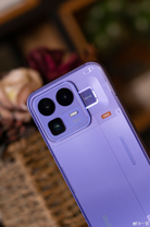 Realme Neo 8 во всех цветах уже красуется на студийных фото