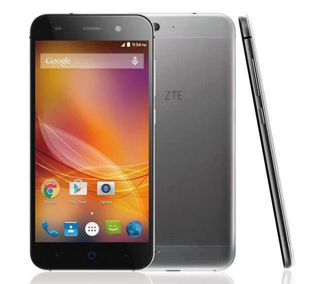 ZTE Blade D6 -     iPhone 6  