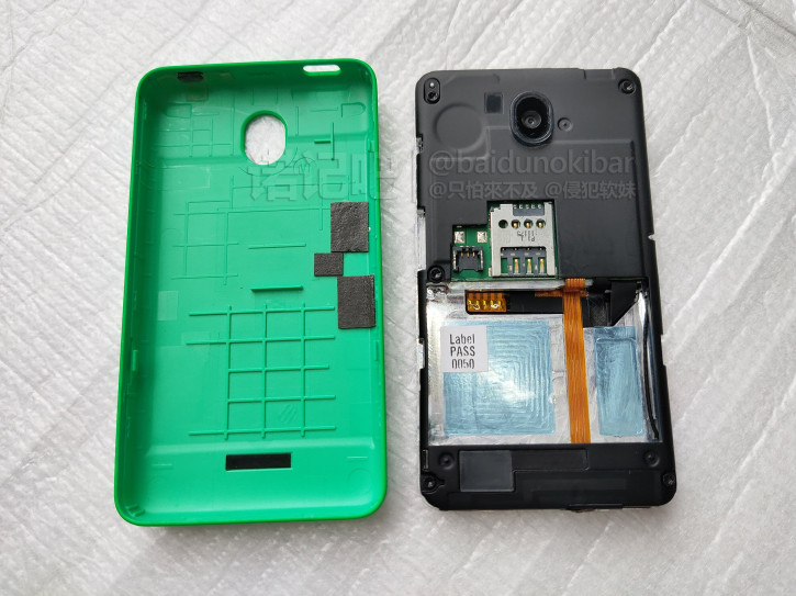 :  Nokia Asha   QWERTY-  