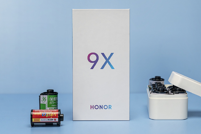  Honor 9X:     