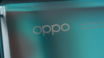  OPPO Find X2:    Snapdragon 865