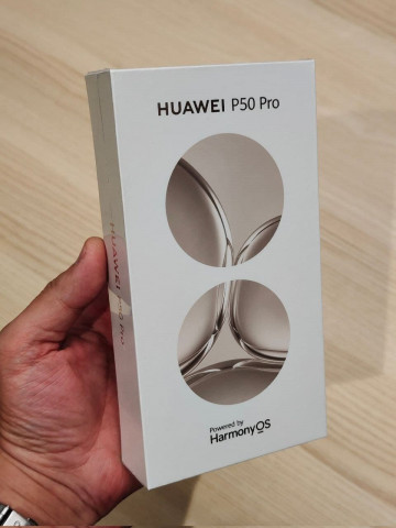 Huawei P50 Pro   :   ?