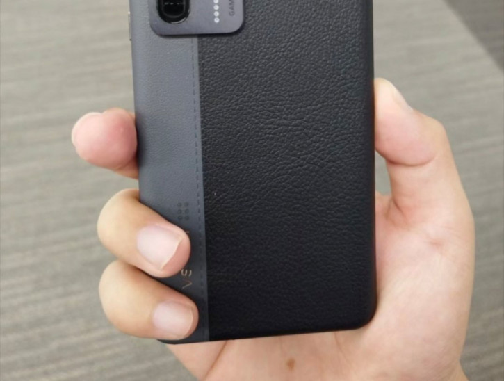 Huawei P60 Pro, который мы не получим: живое фото прототипа