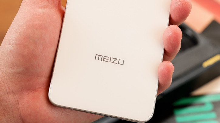  Meizu 21 Note:   