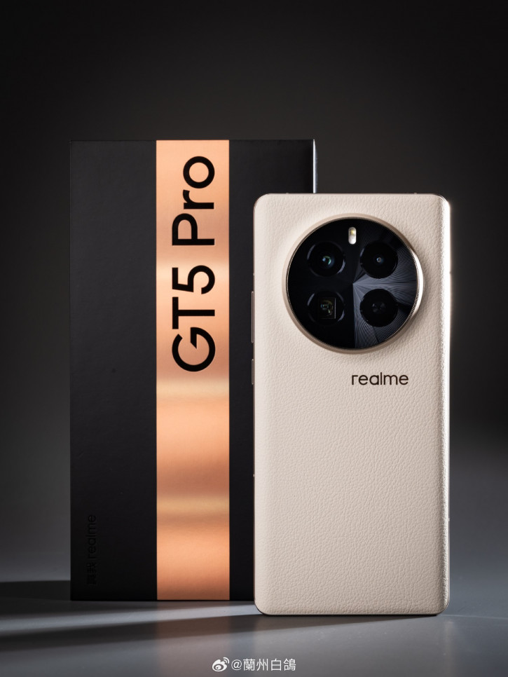 ,   Realme GT7 Pro:  OnePlus 13,  