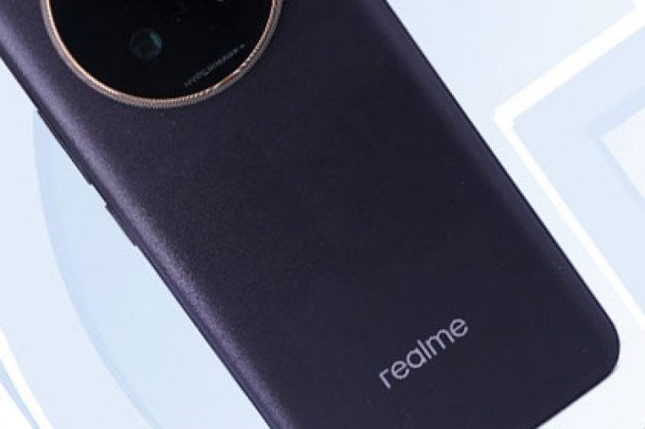 Дизайн Realme 13 Pro+ полностью раскрыт живыми фото из базы TENAA