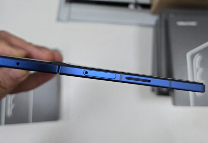 Samsung Galaxy Z Fold 7 засветился на первых шпионских фото