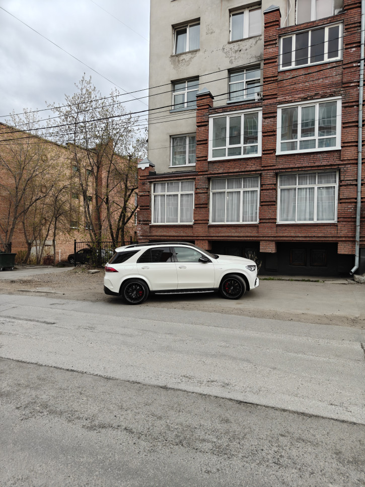  OnePlus 13T:   