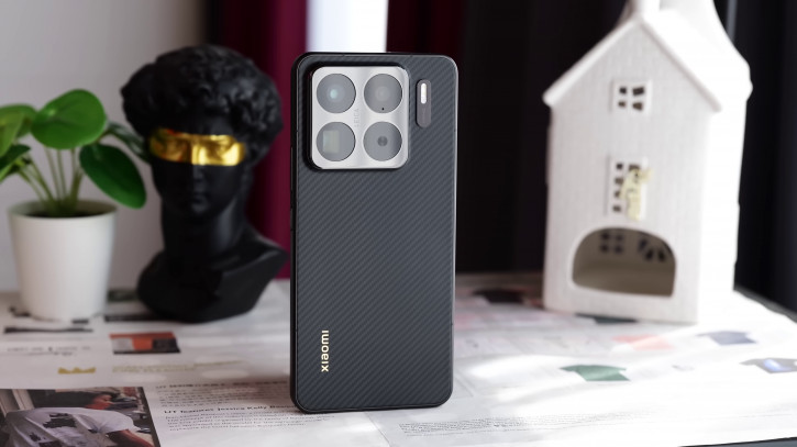  Xiaomi 15S Pro  XRing O1:  Snapdragon 8 Elite?