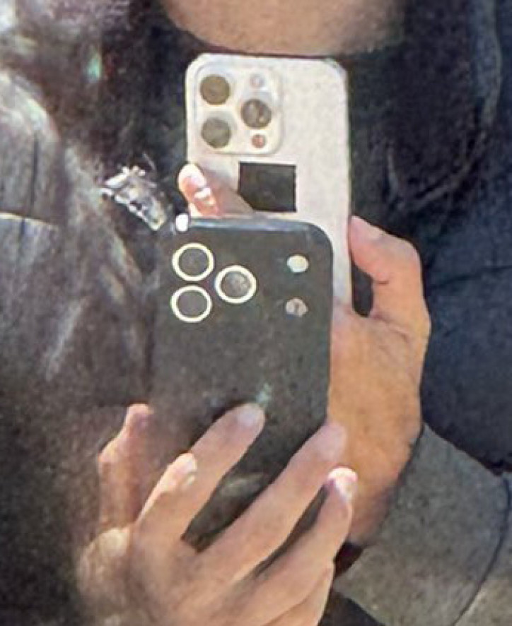 !  iPhone 17 Pro      
