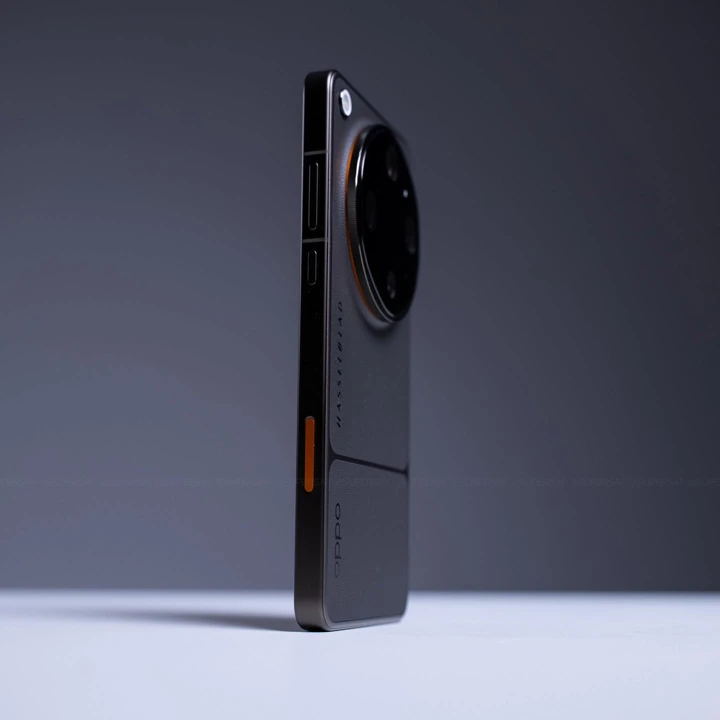 OPPO Find X10 Ultra может получить перископ с почти 1 сенсором