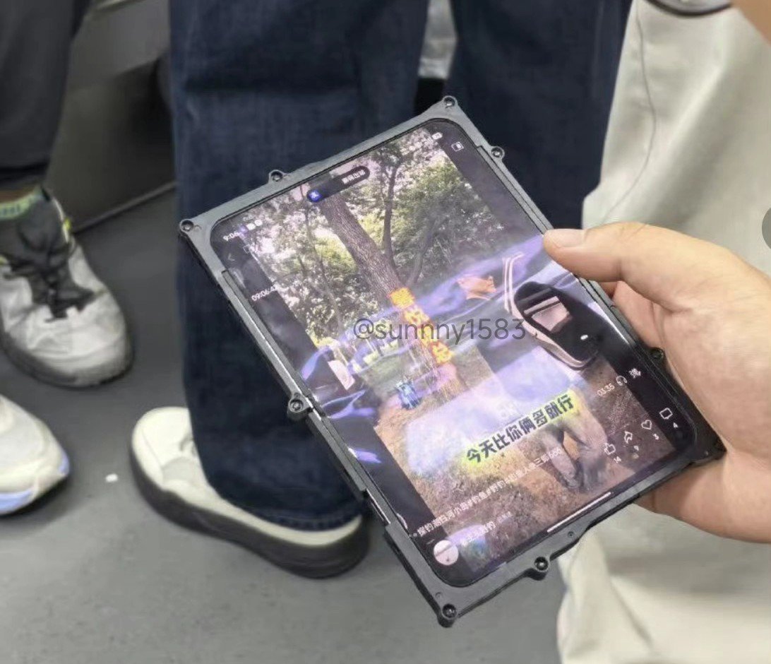 «Широкофолд» Xiaomi впервые на фото — Xiaomi Mix Fold 5?