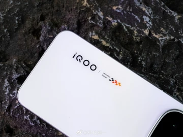 Всё, что известно про iQOO 16 за два месяца до анонса