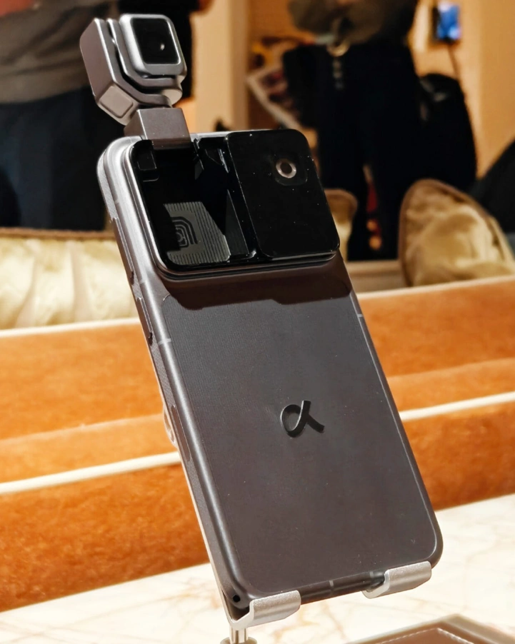 Honor Robot Phone в шаге от запуска: сроки выхода и всё о начинке