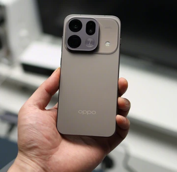 Компактный OPPO Find X9s Pro доступен со скидкой по промокоду