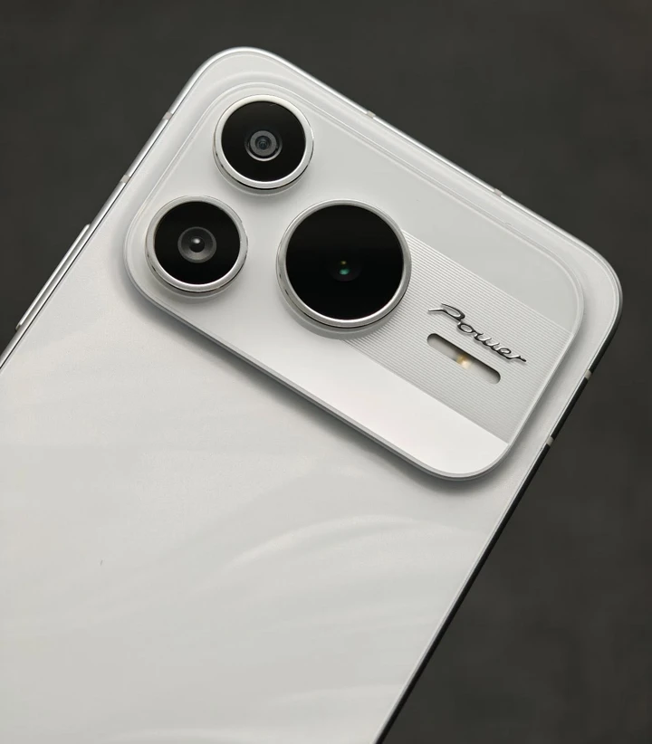 Huawei Nova 16 SE с неожиданным дизайном скоро дополнит серию