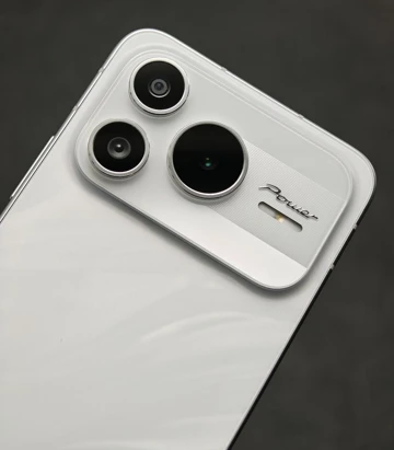 Huawei Nova 16 SE с неожиданным дизайном скоро дополнит серию