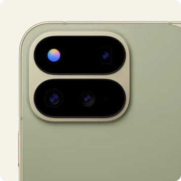 Google Pixel 11 Pro Fold на промо-фото от evleaks
