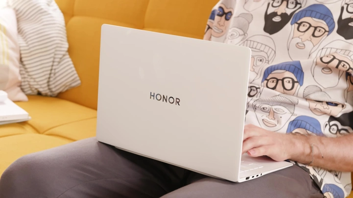 Обзор Honor MagicBook Pro 14 2026: лёгкий и компактный царь-ноутбук