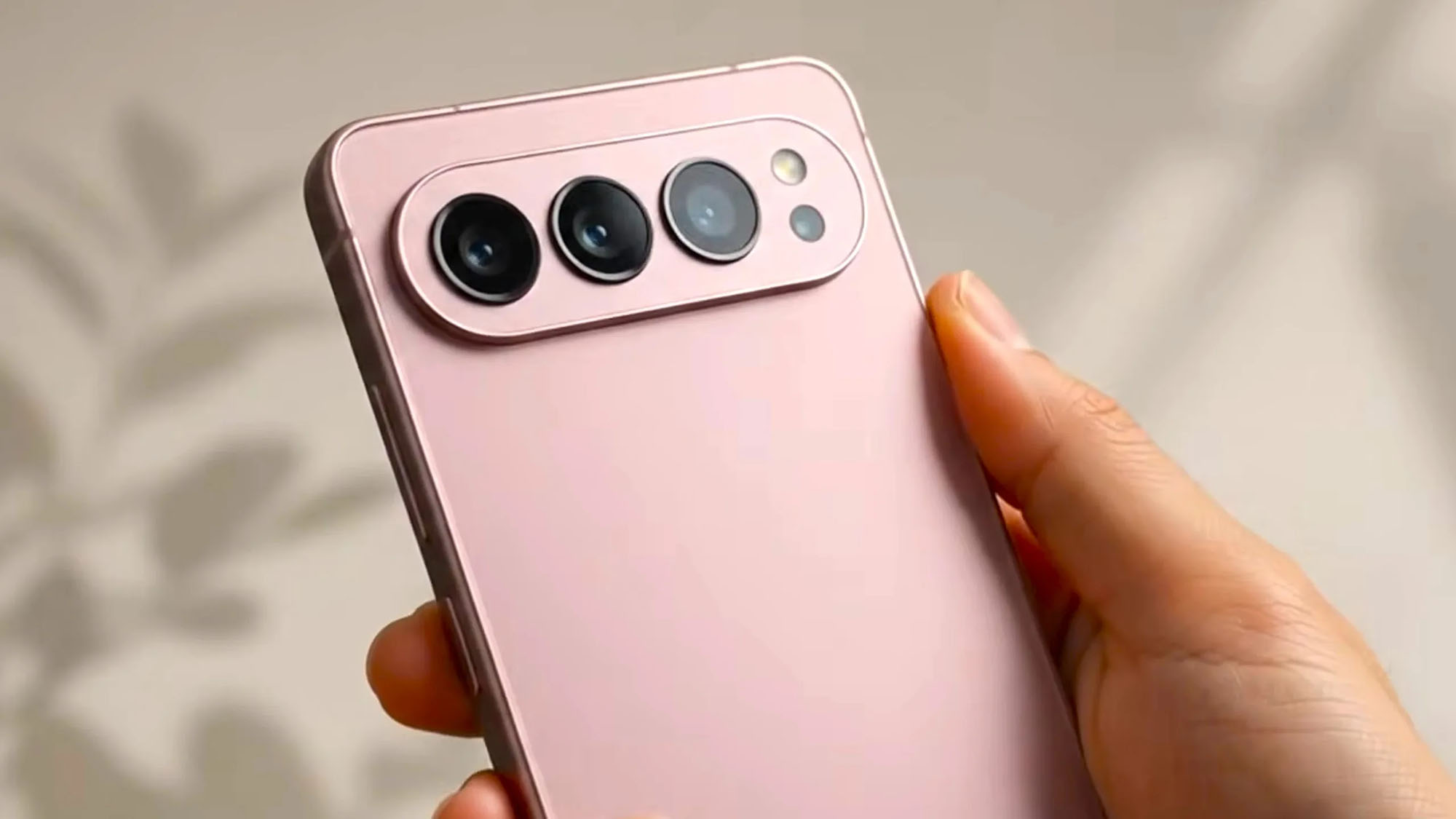 Samsung планирует оставить Galaxy S27 Ultra без новой памяти LPDDR6 и UFS 5.0