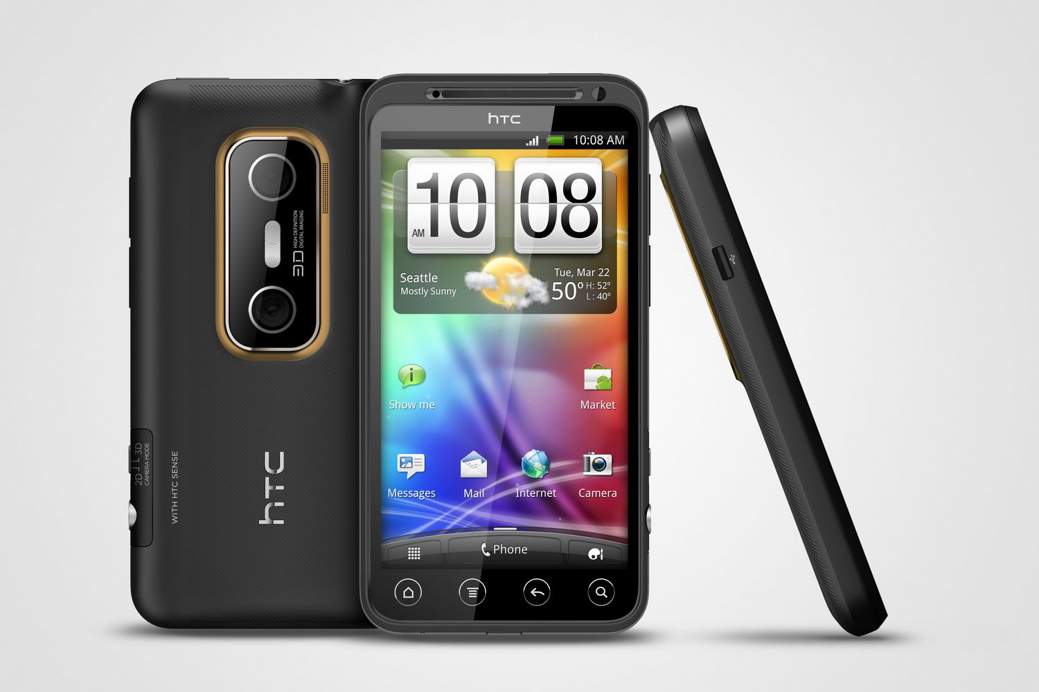 HTC EVO 3D вышел в России по цене 29 990 рублей