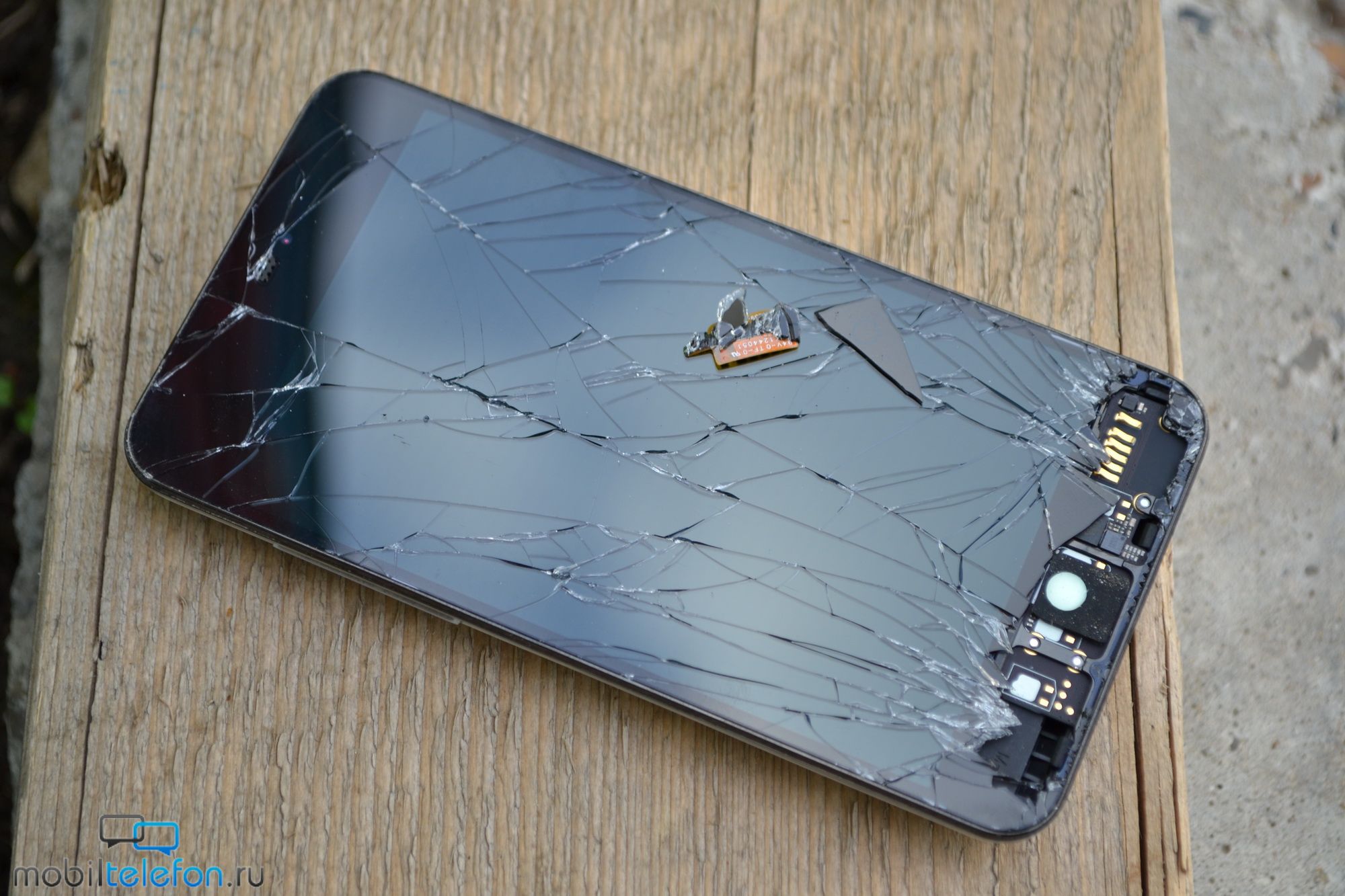 Samsung разбитый экран. Разбитый самсунг с8. Разбитый самсунг ноут 10. Разбитый Xiaomi Redmi Note 10 s. Xiaomi Redmi Note 8 разбитый.