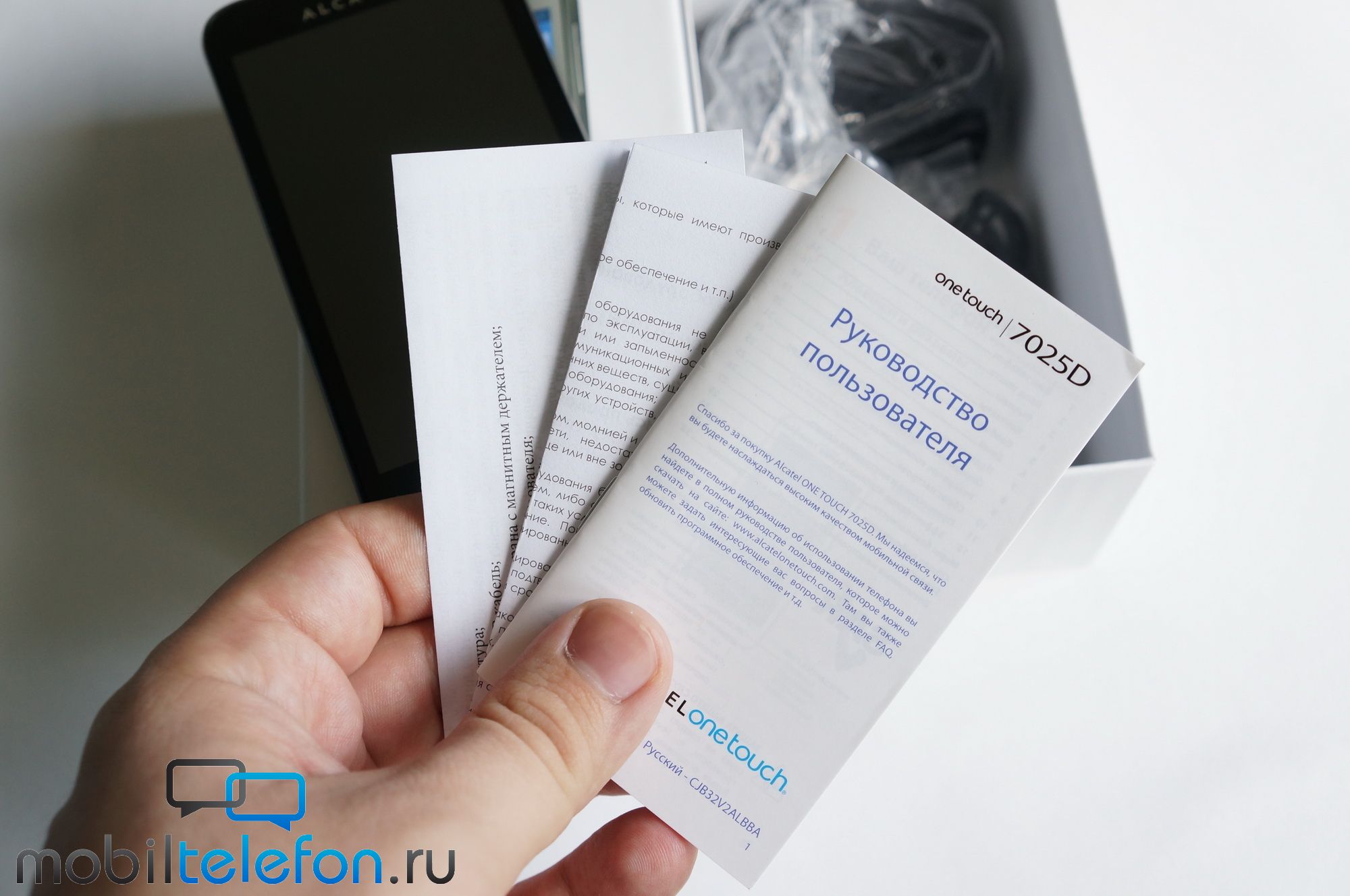 Смартфон Alcatel ONE TOUCH Star 6010