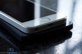- Apple iPhone 5S  LG Nexus 5