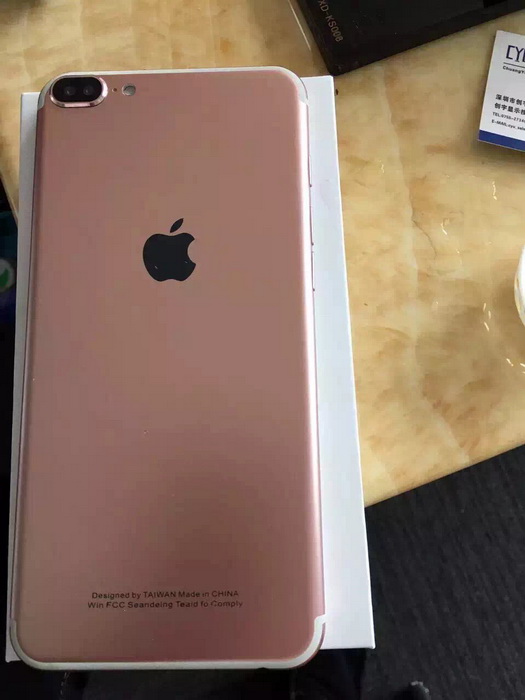 iPhone 7 c         ?