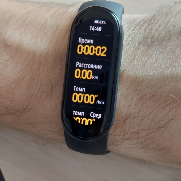  Xiaomi Mi Band 6:   