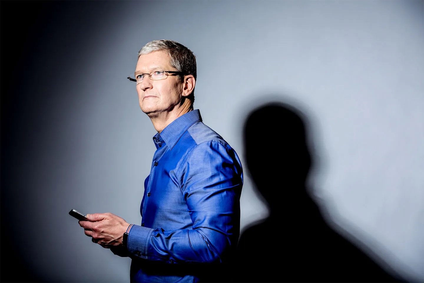 Спорная стратегия: Apple угрожает блогерам и СМИ, публикующим слухи