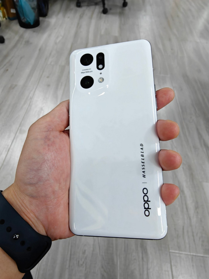   ? OPPO Find X9     