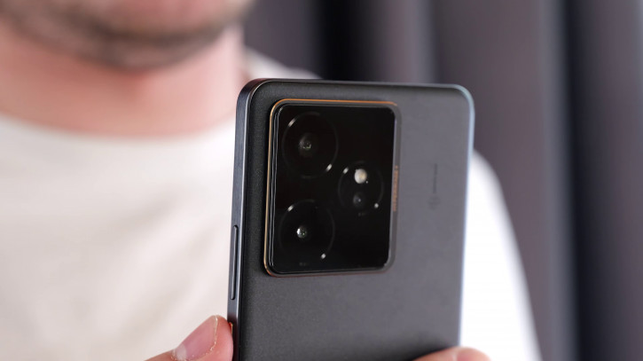  Realme GT 7:  