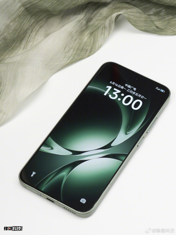 Redmi K80 Ultra  Redmi K Pad     