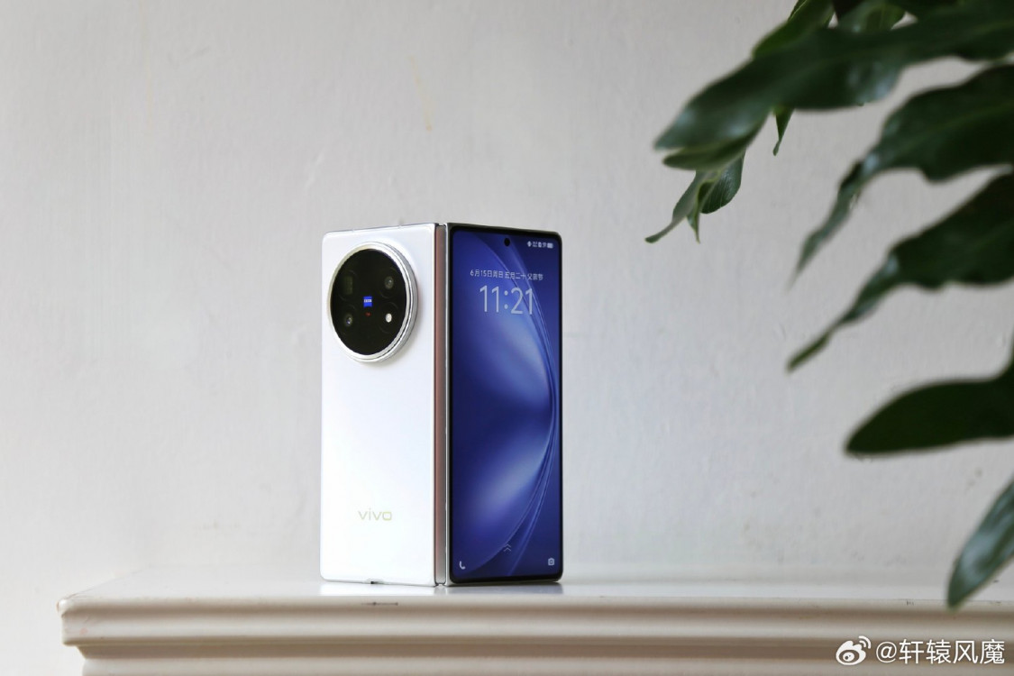 Vivo X Fold 5        