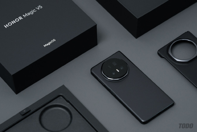 Honor Magic V5 во всех расцветках уже красуется на фото до анонса