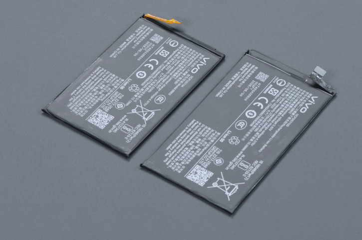 Vivo X Fold 5   :    ?