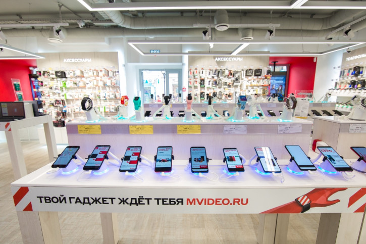 Отчёт: смартфоны в России подорожали на 10% в 2025 году. Или нет?