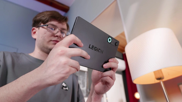 Обзор Lenovo Legion Y700 Gen 5: 24 ГБ ОЗУ, 165 Гц, Snapdragon 8 Elite Gen 5