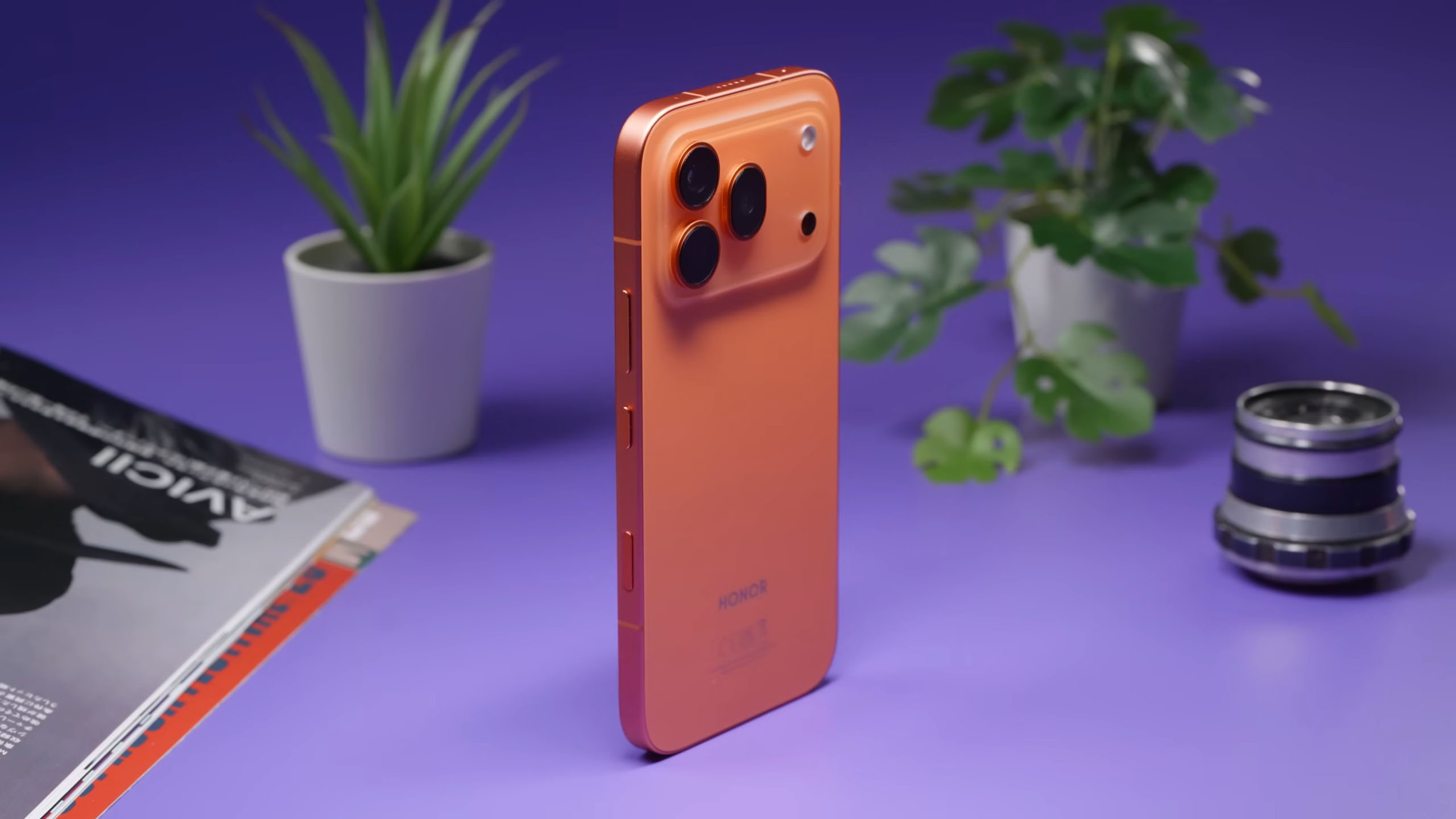 ВИДЕО: обзор Honor 600 Pro за минуту – аналог iPhone 17 Pro Max за полцены?