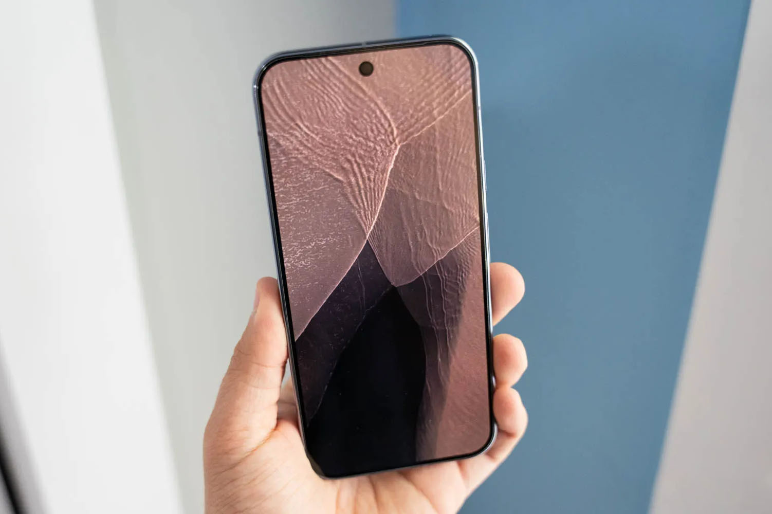 Обои четырёх моделей Google Pixel 11 слиты в Сеть до анонса [скачать]