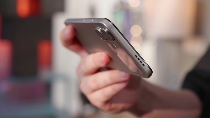 Обзор Infinix Smart 20: действительно смартфон