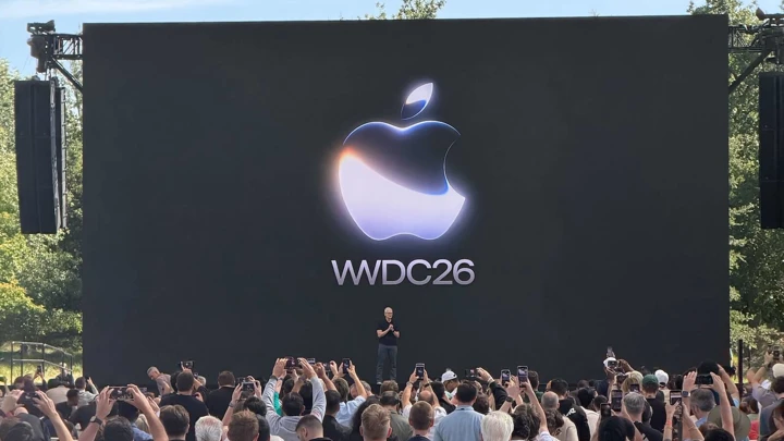 Анонс iOS 27 и Siri AI – доработка интерфейса и долгожданный Apple Intelligence