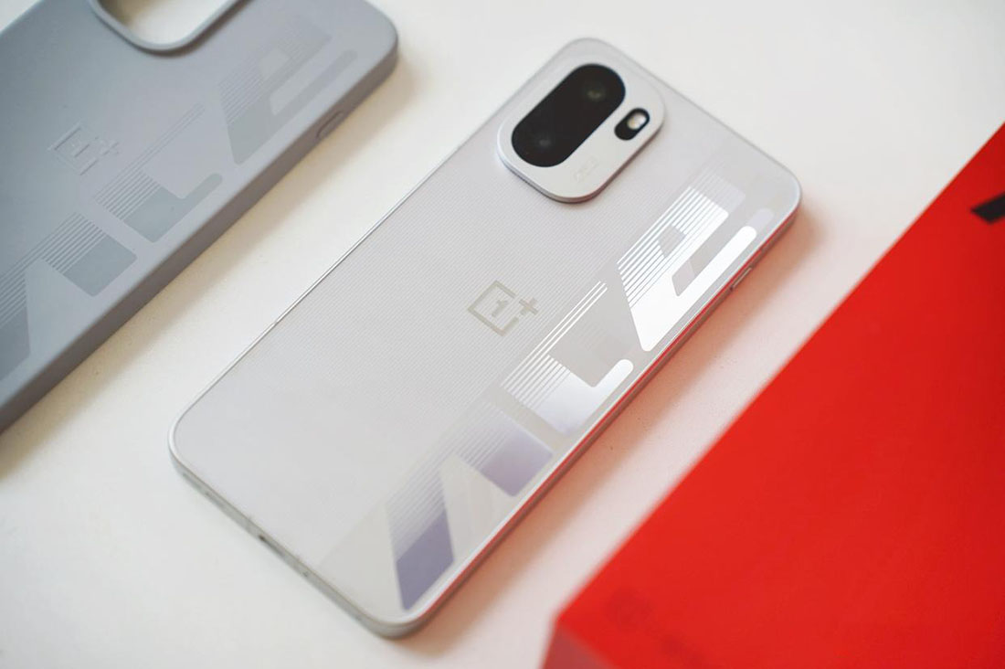 OnePlus Ace 7 впечатлит сочетанием мощи и автономности
