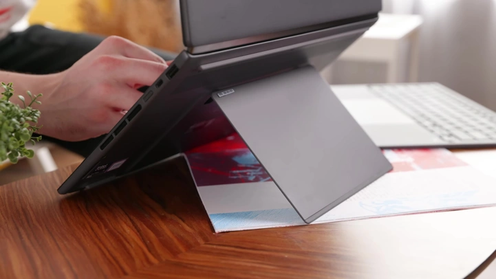 Обзор ASUS Zenbook Duo: два экрана по цене одного
