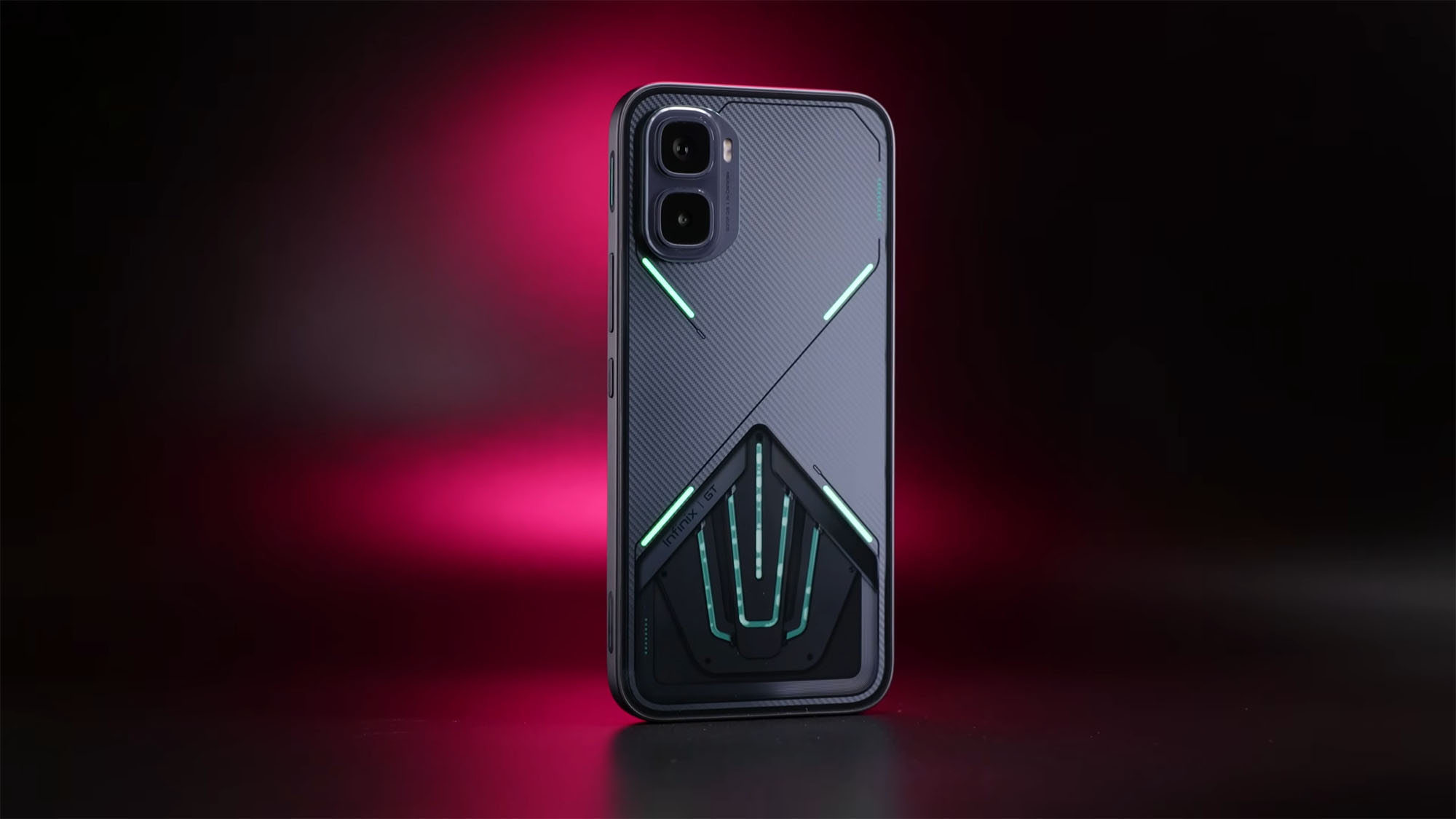 ВИДЕО: обзор Infinix GT 50 Pro – доступный игрофон с «водянкой»