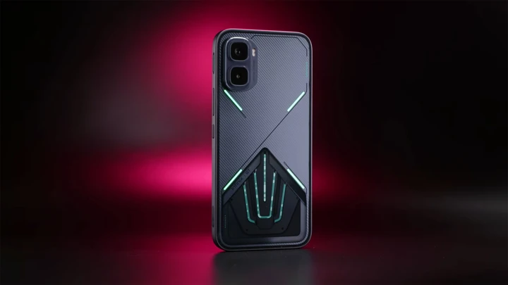ВИДЕО: обзор Infinix GT 50 Pro – доступный игрофон с «водянкой»