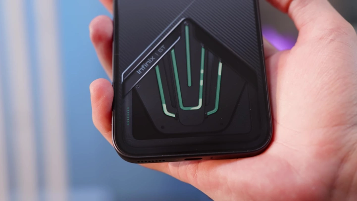Обзор Infinix GT 50 Pro: Red Magic напрягся!