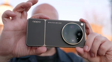 OPPO Find X10 Ultra приписывают ещё более крутой 10-кратный зум