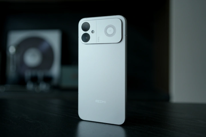 Новые секреты начинки Redmi K90 Ultra и первые живые фото